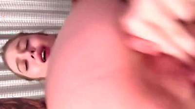 Homemade porn of a cute blonde