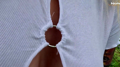 Polish pornstar fucks a fan in a public park