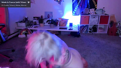 Pixie cut nymph throws it back 4.11.2021