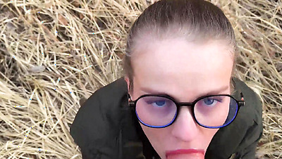 I met a nymphomaniac in a forest park, dragged me into the bushes and brought me to orgasm!