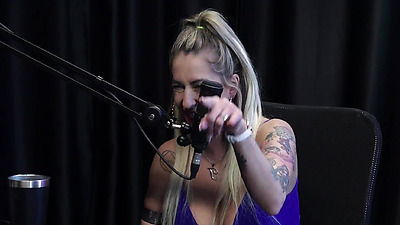 Clients come back because they don't just give sex, she masturbated since she was young, she had a client who was a bank robber, and she wanted to pay with a blowjob - Julia Fontanelli (WATCH ON: SHEER/RED)