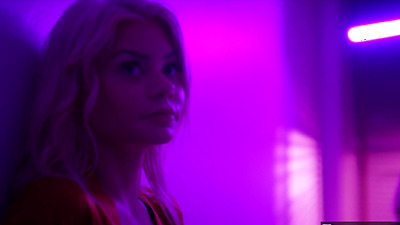 Deeper. Twinlike Blondes Riley & Elsa Have Intense 3Way - Elsa Jean