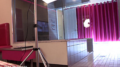 Maskurbate - Hot Bodybuilder Jerks & Fucks Toys