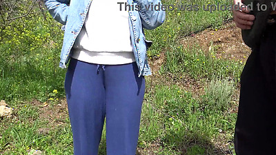 This american woman is CRAZY !!! She buys a dirty used dildo on the black market in a Muslim country !!!