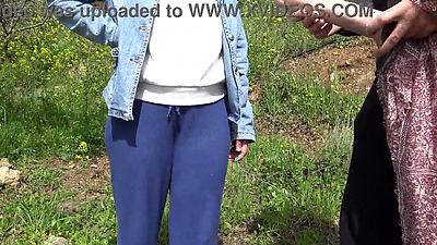 This american woman is CRAZY !!! She buys a dirty used dildo on the black market in a Muslim country !!!