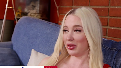 Naomi Ryder Gets Turned On With Football Players In Gear - Juliana Grandi