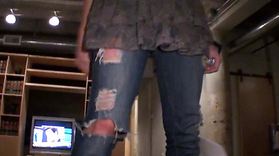 Artistic Girlfriend Doing Whipits And Masturbating