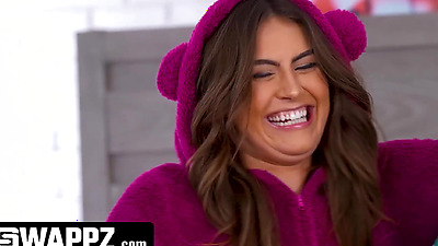 Swappz - Cute And Horny Besties Selina Bentz & Freya Von Doom Seduce Each Other's Stepbrother - Jimmy Michaels