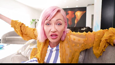 Dirty guys horny stepmom with big tits Adira Allure gave a perfect handjob