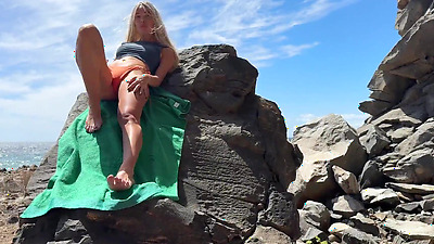 Risky Sex on Public Beach with Perfect Body Teen blond