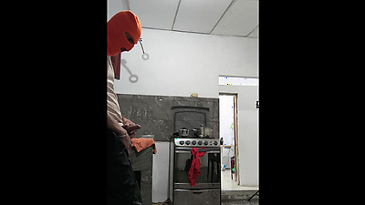 Big shaft!! My fantasy is to fuck my stepsister. I masturbate after seeing her in a sexy skirt.