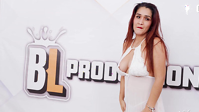 Bukkake Latin - Lisa Bullock Milf takes her first swallow of huge ejaculations.