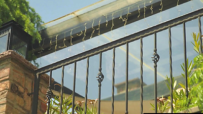 21 SEXTURY - Gorgeous Candee Licious Loves Getting Fucked Her Both Holes At The Same Time - Charlie Dean