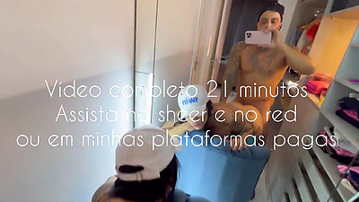 I fucked the gym's beauty in her bedroom closet before training