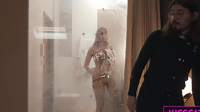 Birthday Gift for Cuck Husband: Hot Wifey Fucks Handyman in Hotel in Front Hubby Holds Hand and Hair