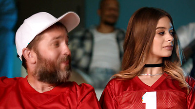 MOLLY LITTLE TRAILER GANGBANG SERVICING 6 BLACKS 4K 2160P