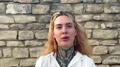 Pandora, 28 Years Old, A More Than Hard Comeback!