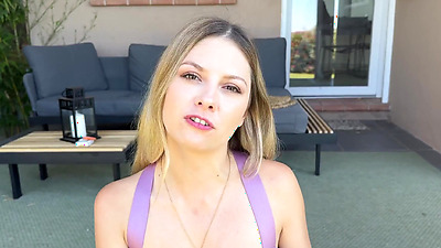 Rebecca Finds A Beautiful Connection With Elektra - Rebecca Volpetti