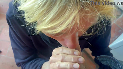 ACCIDENTAL HOMEMADE SEX WITH THE NEIGHBOUR - CUM IN MY MOUTH - BLOWJOB IN THE LAUNDRY ROOM