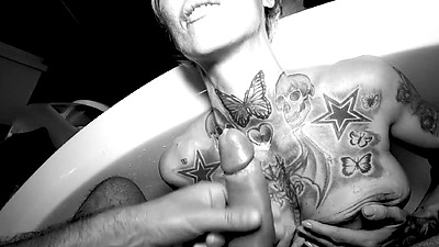 MILF Vicky (38) AO BATHROOM FUCK WITH ANDY-STAR