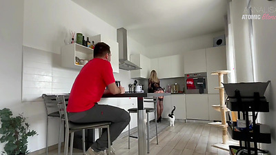 Blonde Slutty Wife Gets Fucked by the Delivery Guy