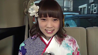 Hidden big breasts G cup 20-year-old on the way home from coming-of-age ceremony 1