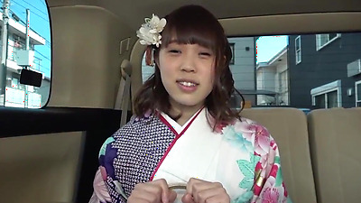 Hidden big breasts G cup 20-year-old on the way home from coming-of-age ceremony 1