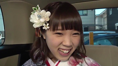 Hidden big breasts G cup 20-year-old on the way home from coming-of-age ceremony 1