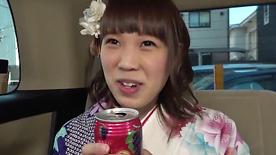 Hidden big breasts G cup 20-year-old on the way home from coming-of-age ceremony 1