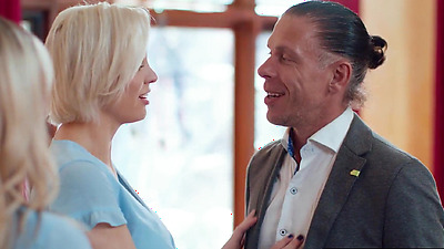 MODERN-DAY SINS - Perfect Wife Offers Hot 3way To Her Husband With Her Lookalike Babe