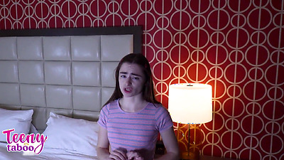 Stepdad Cums in 18yo Reese Robbins