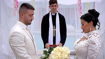 Cheating Bride Fucks The Priest On Her Wedding Day- M4r14n4 M4rt1x - Mariana Martix