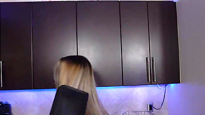 DadCrush - Blonde Teen (AlinaLopez) Blows Stepdad In Car