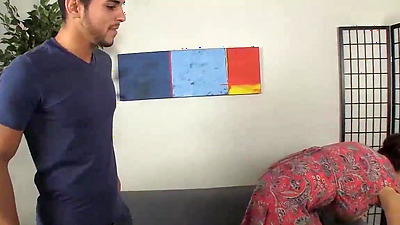 Milf Wants To See The Big Load Of Delivery Guy