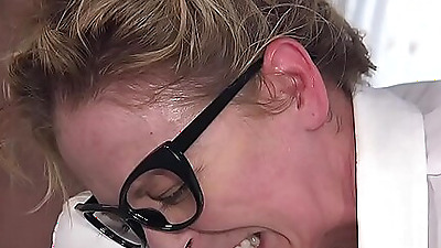 Big arse blonde Milf anal pounded