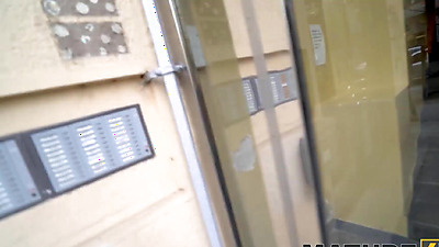 MATURE4K. Passionate mature woman gives a blowjob and enjoys sex to the full