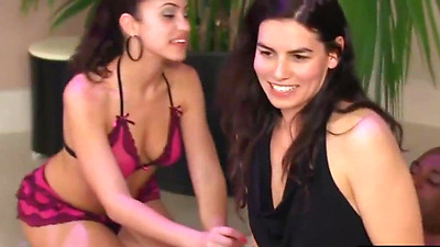 This amateur couple decided to go to a swinger club