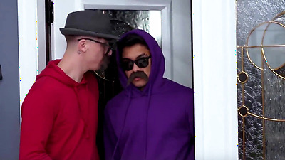 4some Sex With Massuese Stepmoms