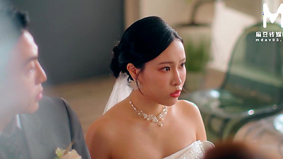 A Lustful Daughter Bids Farewell to Her Parents