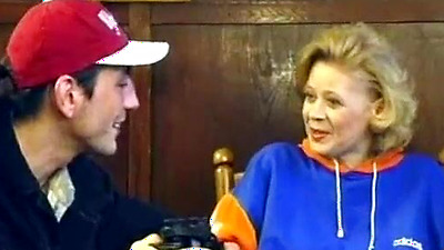 Older lady getting her hairy pussy fucked