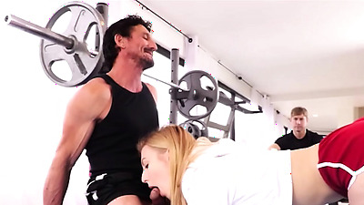 Alexa grace with trainer during workout