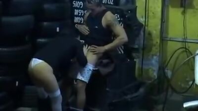 Soul stirring fuck in the dirty garage!