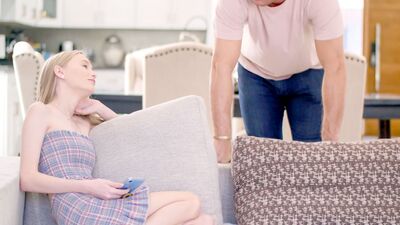 Horny Stepsis Leaves Dildo In Dishwasher