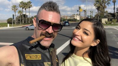 Emily Willis - 3rd Wheel