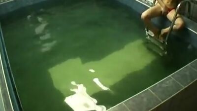 Swelling clit stroked in the pool!