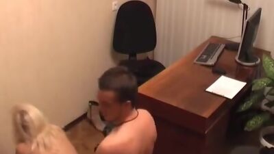 Unabashed fuck session in the office!