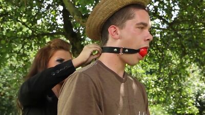 Chubby domina facesitting in femdom trio