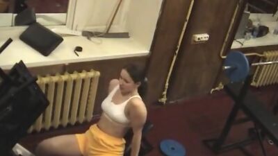 Filthy bimbo masturbating in the gym!