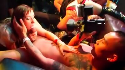 DRUNKSEXORGY - Hot chicks dance and fuck in the club