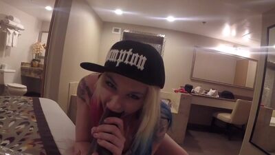 Leya Falcon gets so horny she can't contain herself